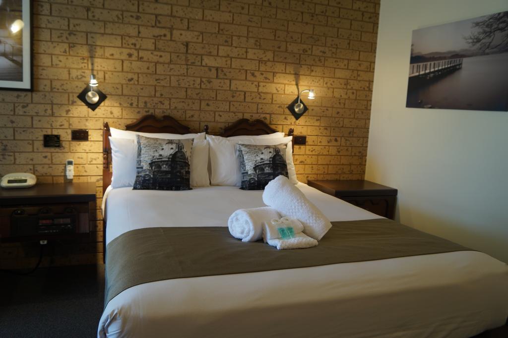 Belltower Motor Inn 셰퍼턴 객실 사진