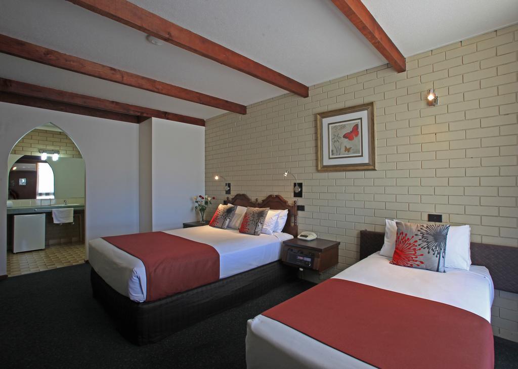 Belltower Motor Inn 셰퍼턴 객실 사진