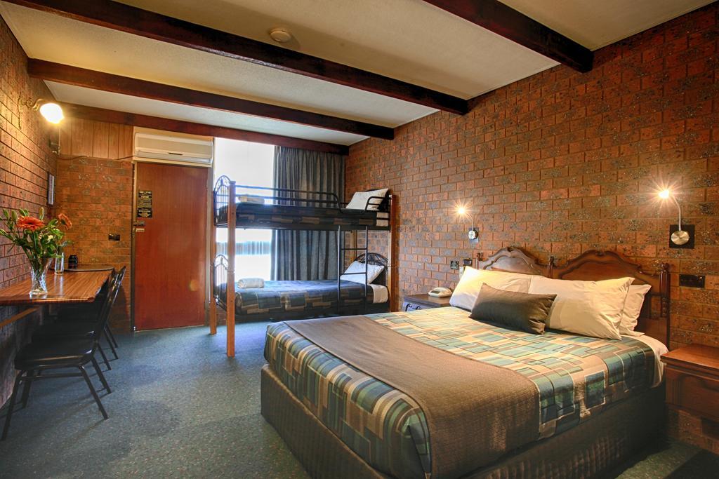 Belltower Motor Inn 셰퍼턴 객실 사진